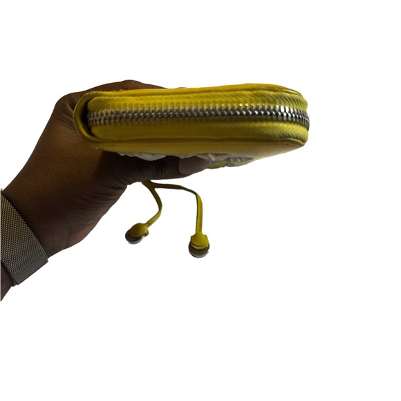 Jimmy Choo Yellow Silver Nelli Star Studded Envelope Long Wallet Italy GUC - Picture 7 of 9